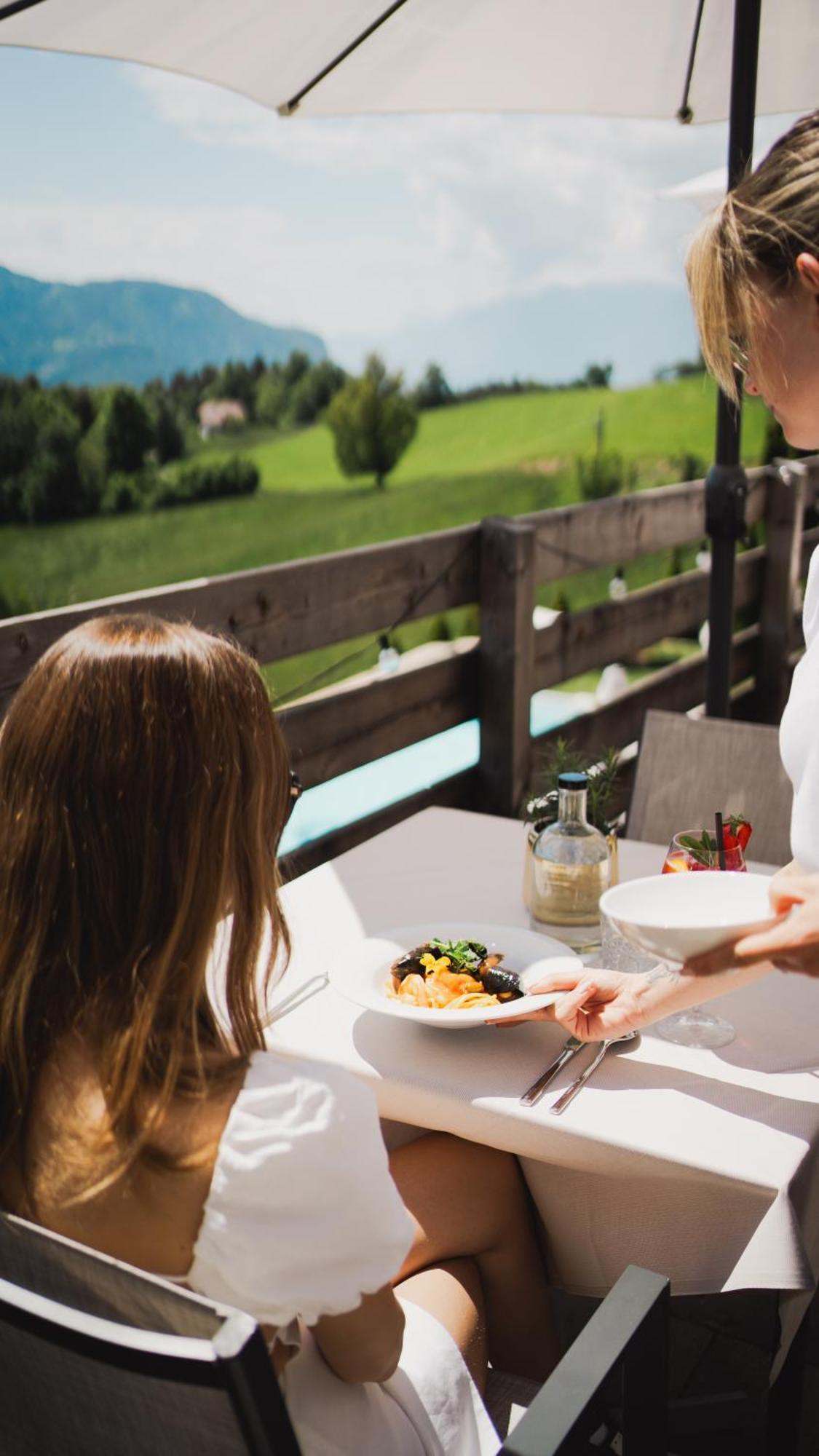 Pippos Mountain Lodge Oberbozen Exteriör bild